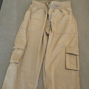 Women’s Cargo Pants